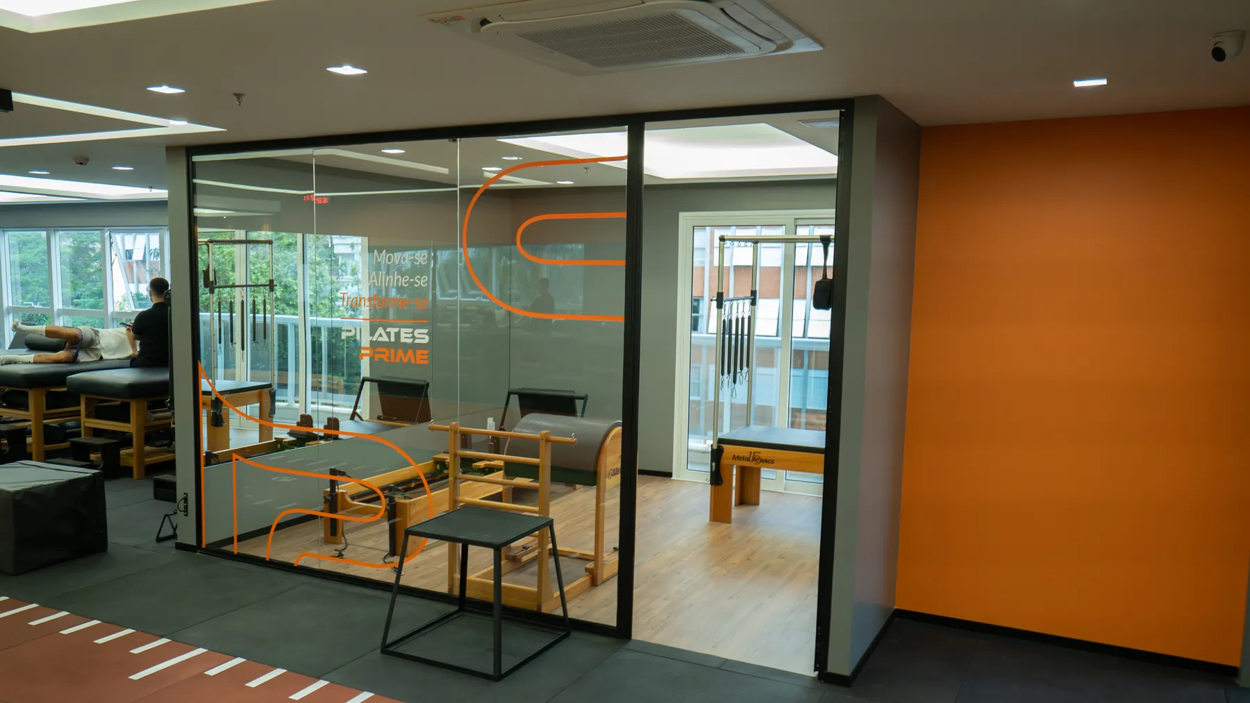 Vista interna da Prime Sports Performance no Jardins